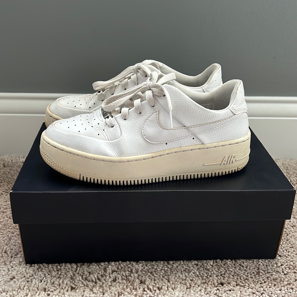 Nike Air Force Ones, Sage Low, 8